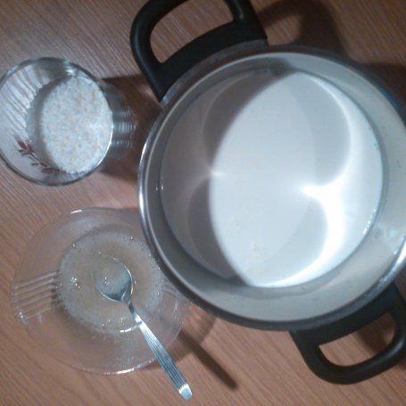 Krok 4 - kokosowa panna cotta foto