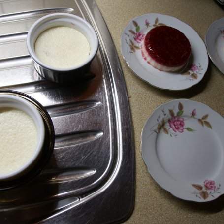 Krok 6 - kokosowa panna cotta foto