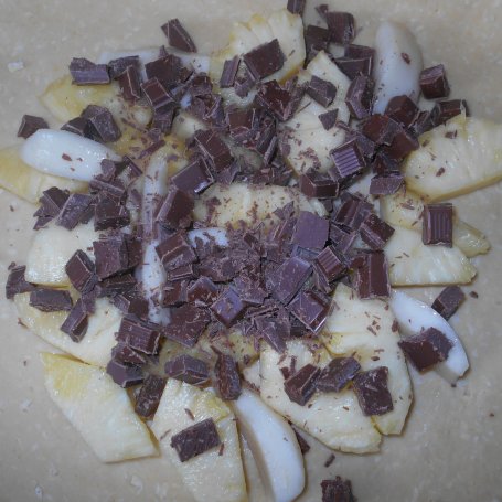 Krok 4 - Kokosowa tarta rustykalna z ananasem i czekoladą foto