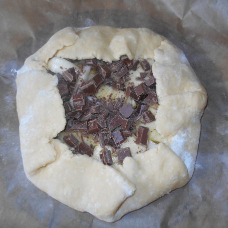Krok 5 - Kokosowa tarta rustykalna z ananasem i czekoladą foto