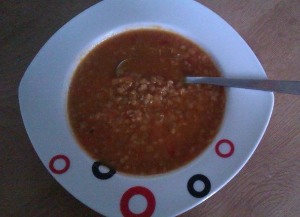 Fotografia przedstawiająca Kokosowa zupa z soczewicy