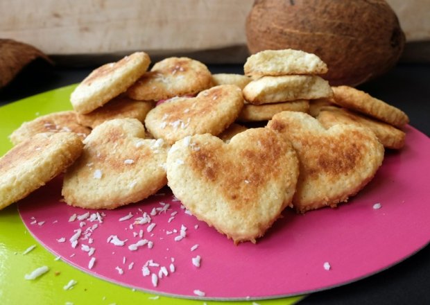 Fotografia przedstawiająca Kokosowe ciasteczka z serkiem mascarpone