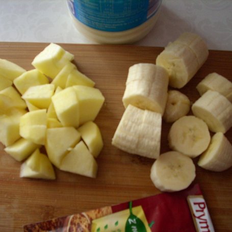 Krok 1 - Koktajl bananowo-jabłkowy foto