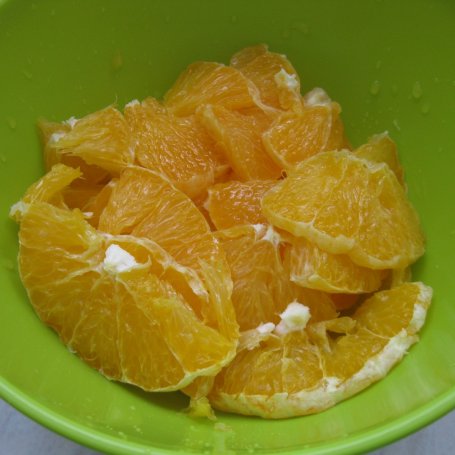 Krok 1 - Koktajl bananowo-pomarańczowy z jogurtem foto