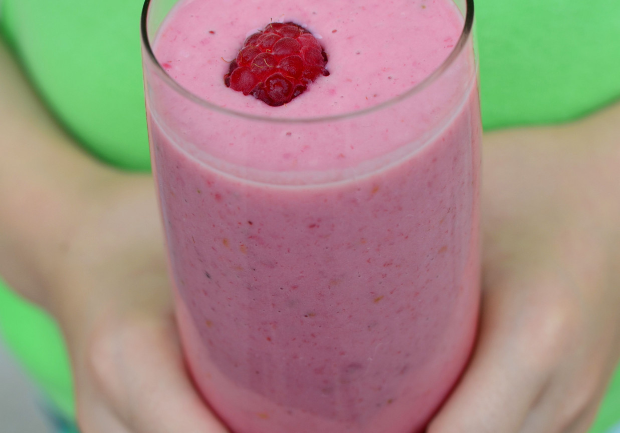 Koktajl malinowo-truskawkowy foto