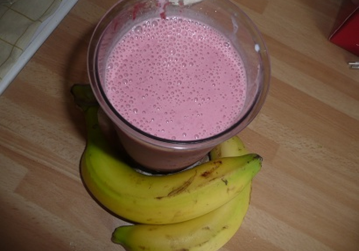 koktajl truskawkowo-bananowy foto