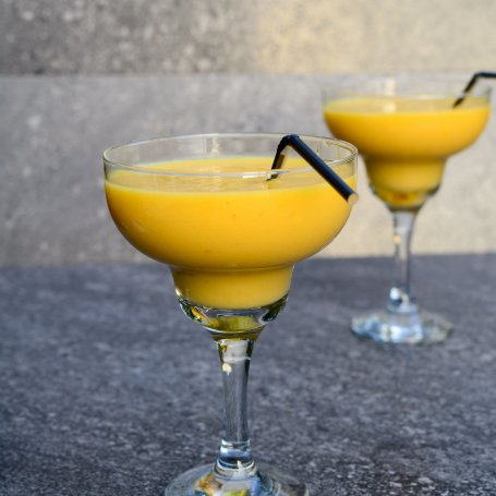 Koktajl z mango i nektarynki