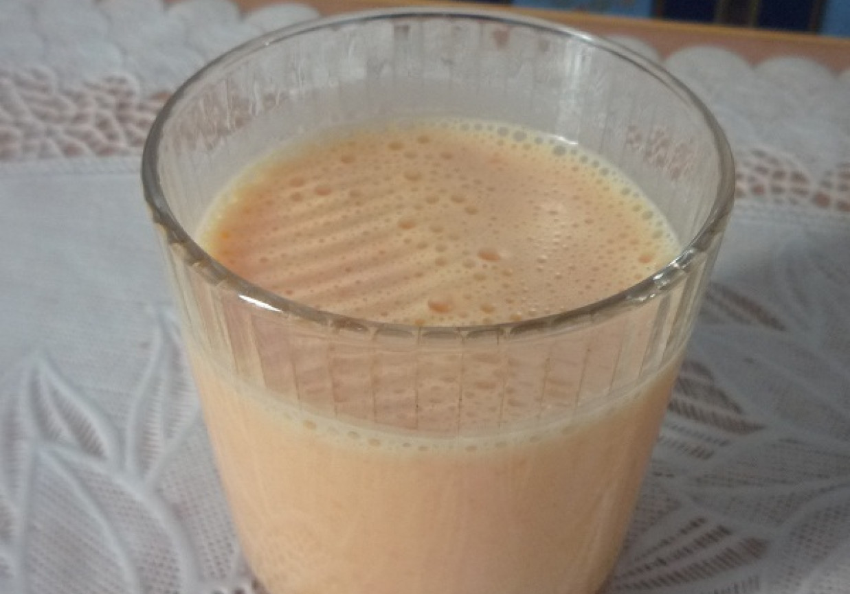 Koktajl z marchwi foto