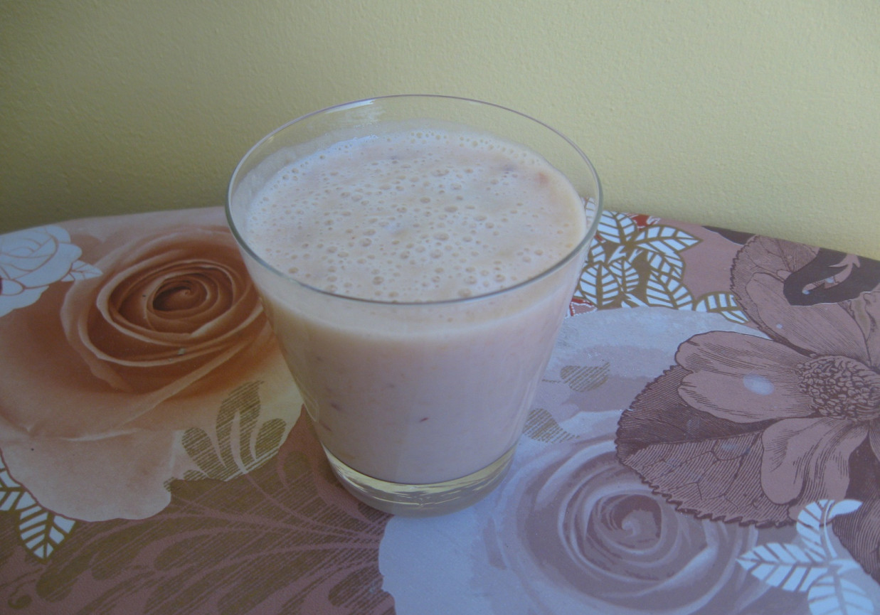 Koktajl z melona, nektarynki i banana DoradcaSmaku.pl