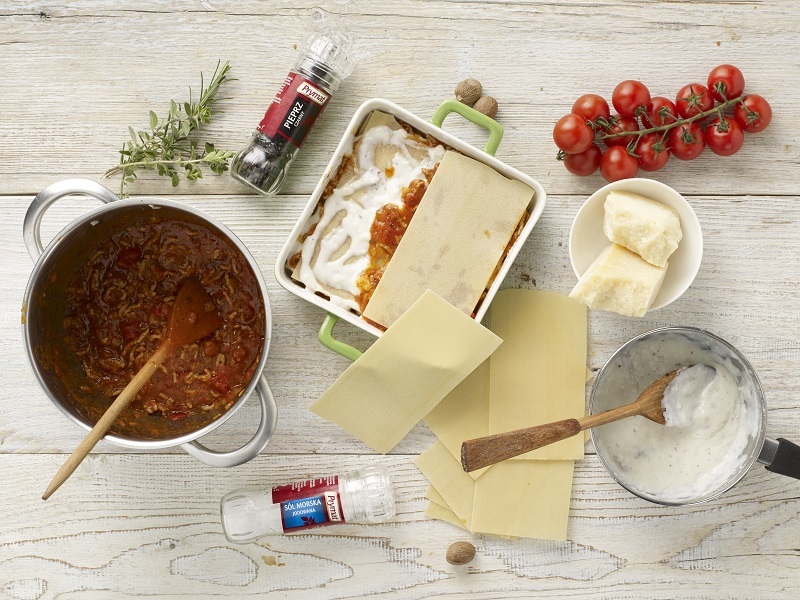 Kolacja na środę: Lasagne z sezonową sałatą