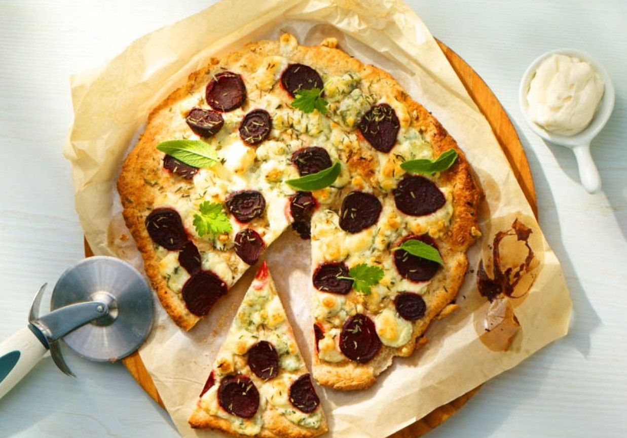 Kolacja na wtorek: Orkiszowa pizza z rukolą