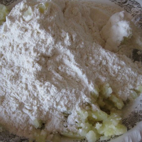 Krok 2 - kołaczyki z dżemem foto