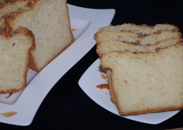 Kolejna propozycja smacznego chlebka na pszennej mące :) foto