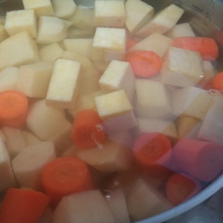 Krok 2 - KOLERABIN (PUREE Z BRUKWI) foto