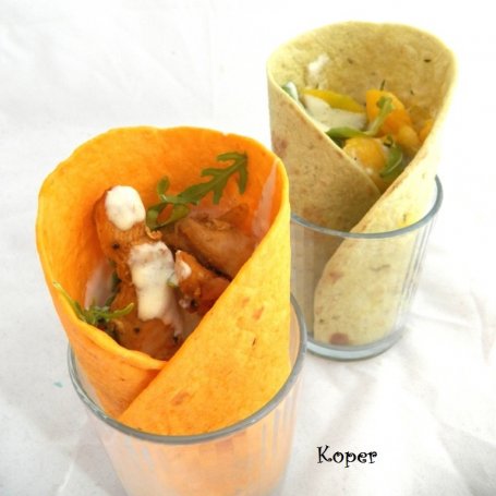 Krok 3 - Kolorowa tortilla z mango foto