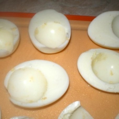 Krok 1 - Kolorowe jajka faszerowane pasztetem foto
