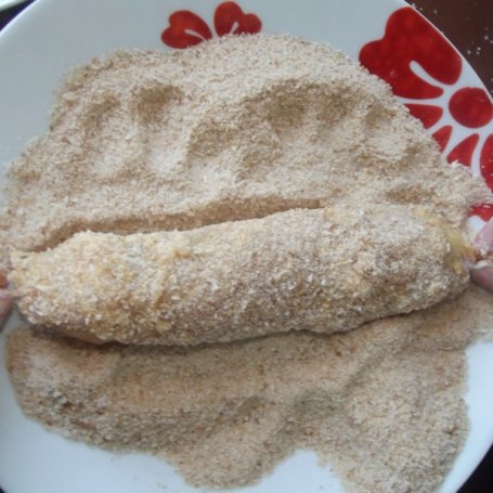 Krok 7 - Kolorowy filet z kurczaka – panierowany szaszłyk foto