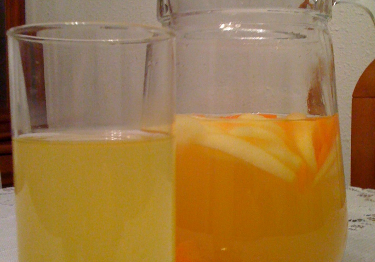 Kompocik z marchwi i pomarańczy foto