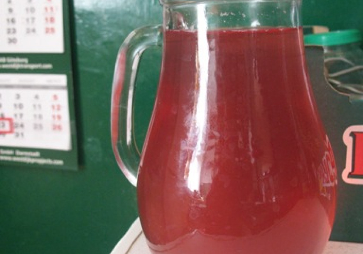 Kompot aroniowo- jabłkowy foto