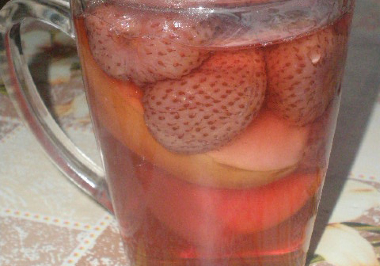 Kompot jabłkowo- truskawkowy foto