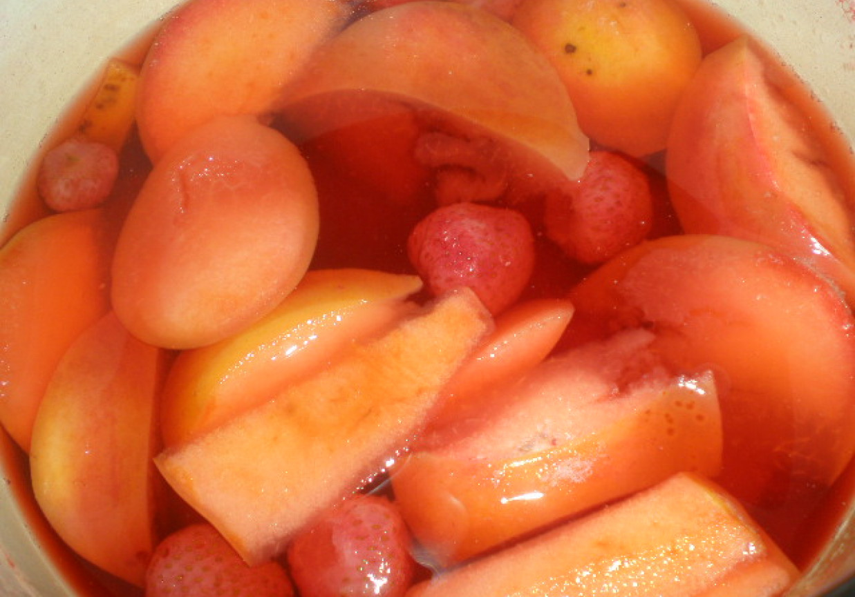 Kompot jabłkowo- truskawkowy foto