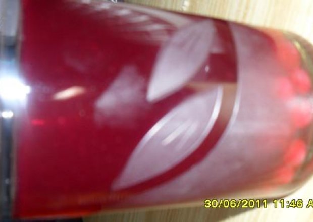 Fotografia przedstawiająca Kompot z czerwonej porzeczki