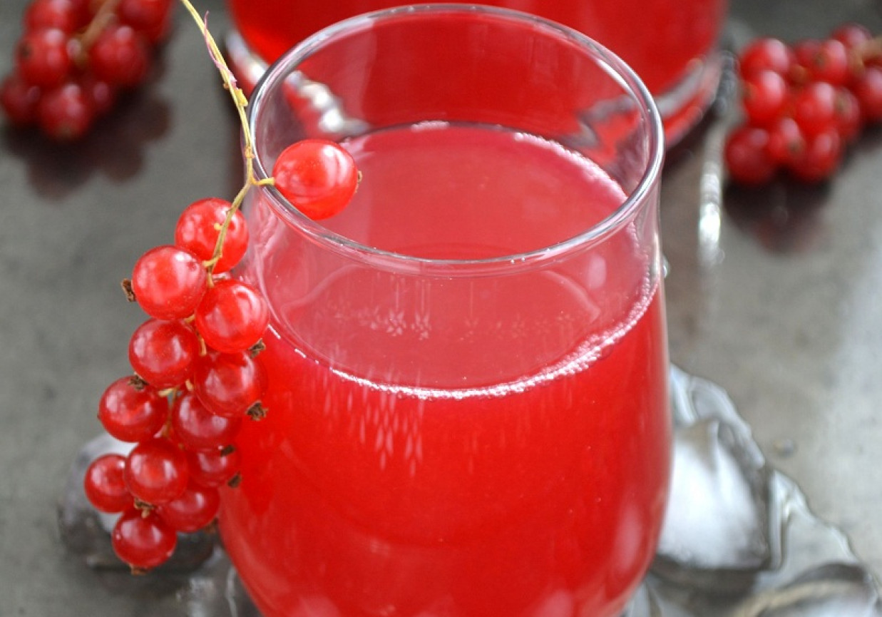 Kompot z czerwonej porzeczki DoradcaSmaku.pl