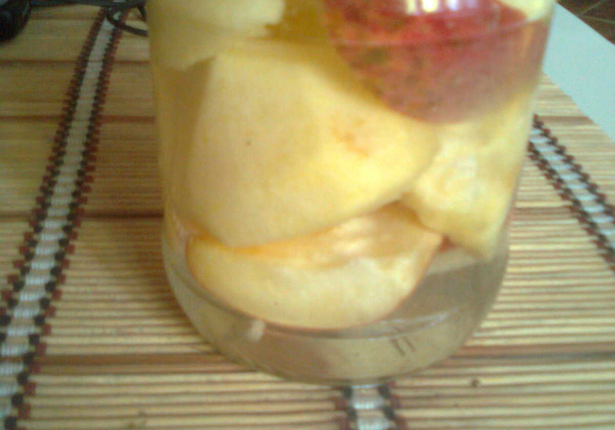 kompot z jabłek foto