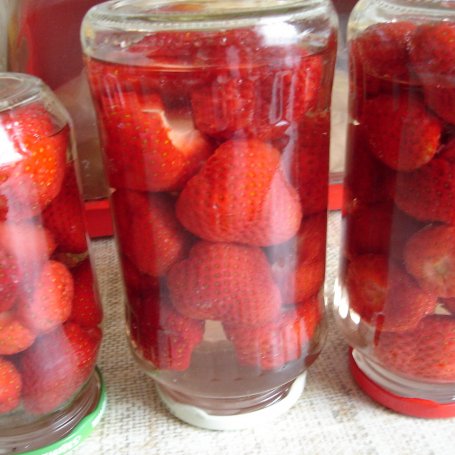 Krok 2 - Kompot z truskawek na zimę foto