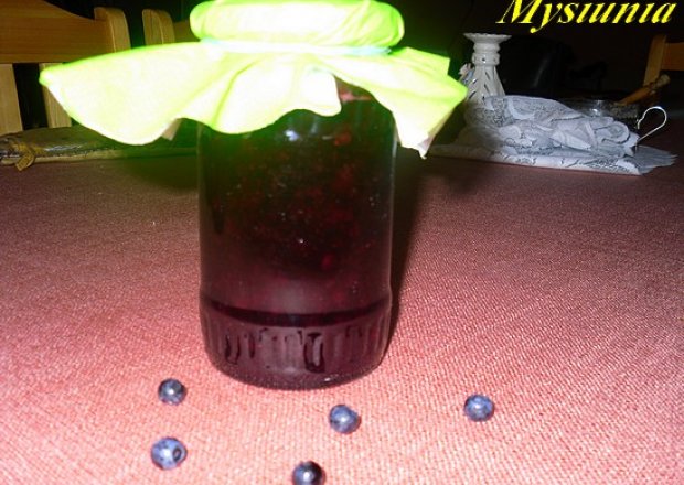Fotografia przedstawiająca Konfitura jagodowa z gruszkami