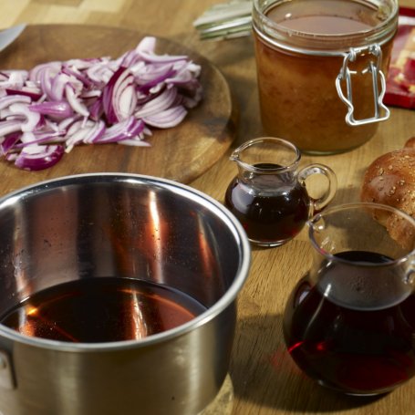 Krok 2 - Konfitura z czerwonej cebuli - Krok po kroku foto