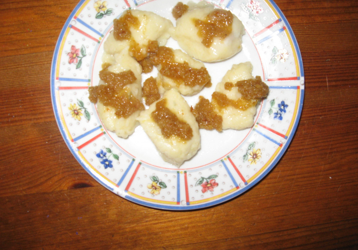 Kopytka z bułką tartą foto