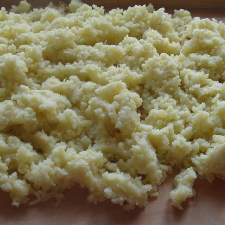 Krok 2 - kopytka z sosem pomidorowym foto