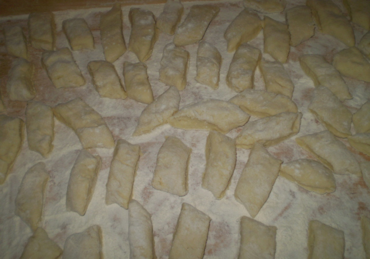 Kopytka z ziemniaków i sera ricotta   (kuchnia fusion) foto