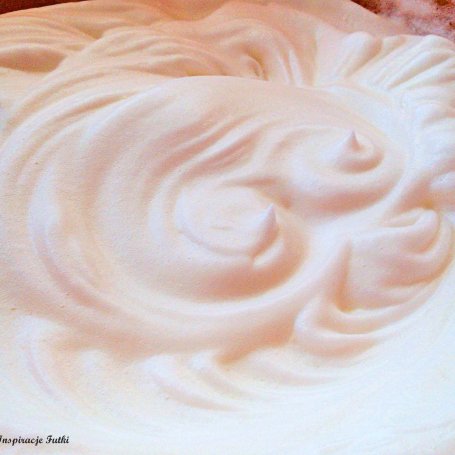 Krok 2 - Korzenne ciasto marchewkowe z bakaliami foto