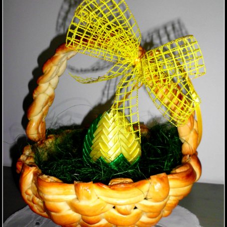 Krok 4 - Koszyczek drożdżowy wielkanocny foto