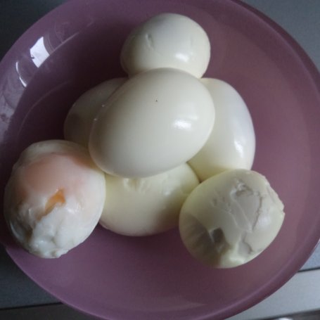 Krok 1 - Kotleciki jajeczne panierowane w pestkach dyni :) foto