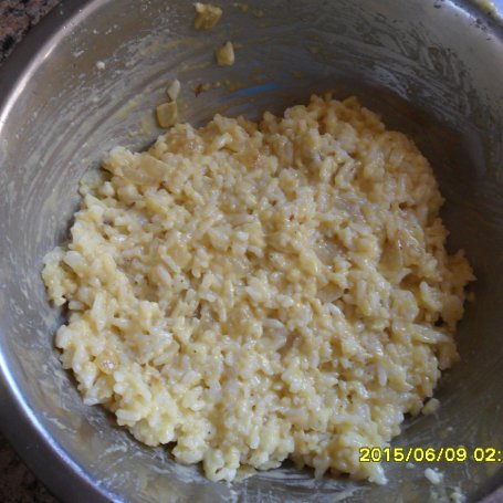Krok 4 - Kotleciki ryżowo - serowe  foto