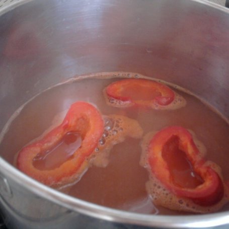Krok 2 - Kotleciki w sosie pomidorowo-paprykowym foto