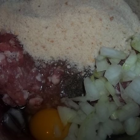 Krok 1 - Kotleciki z czosnkiem foto