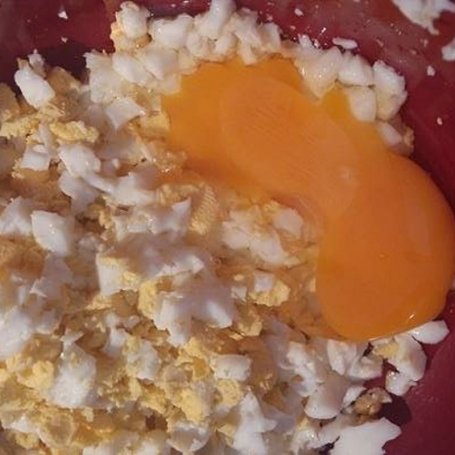 Krok 2 - Kotleciki z kaszy jaglanej i jajek ze słonecznikiem foto