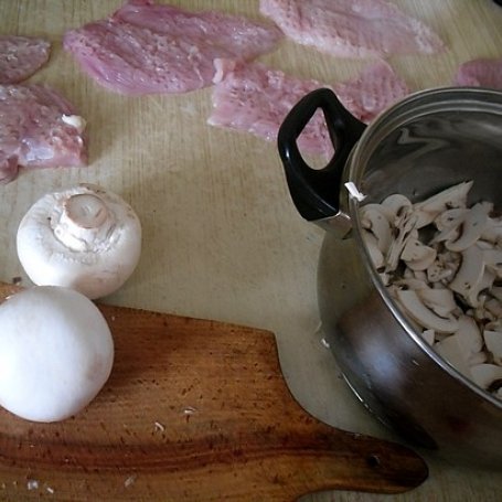 Krok 1 - Kotleciki z pieczarkami mojej siostry foto