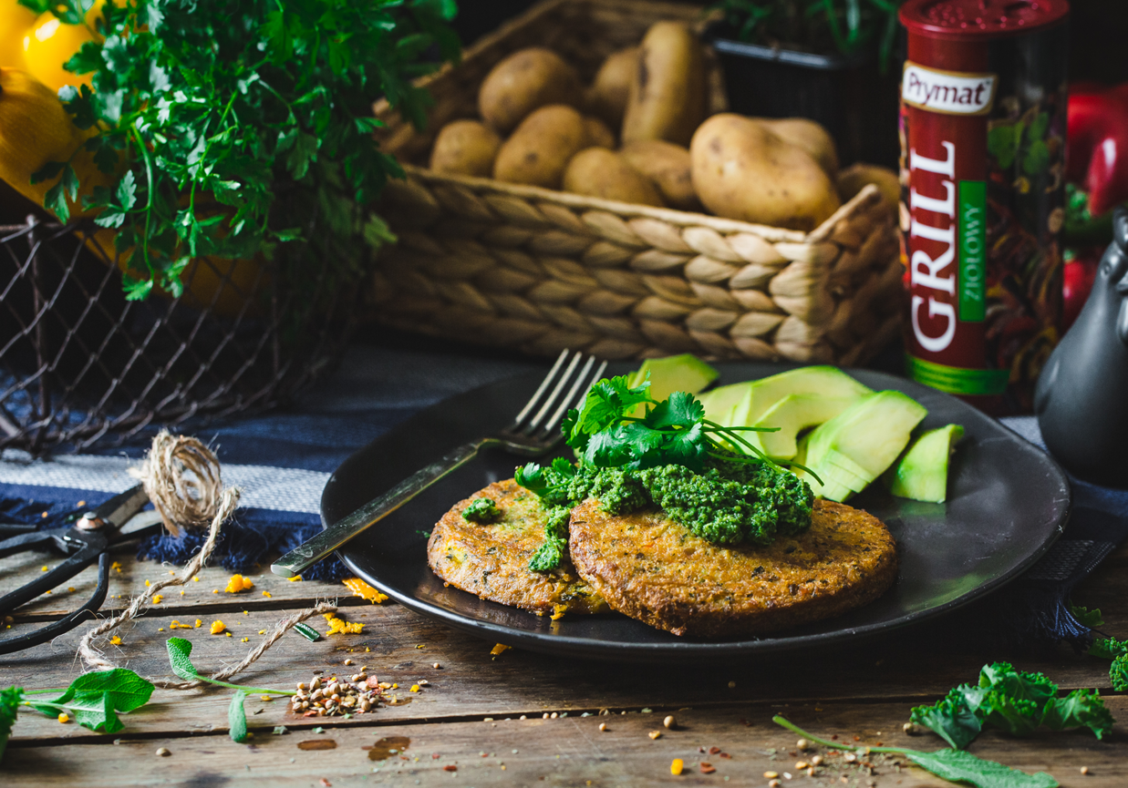 Kotleciki z tofu i chutney kolendrowym foto