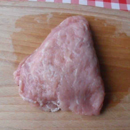 Krok 3 - Kotlet schabowy z omletem i papryką foto