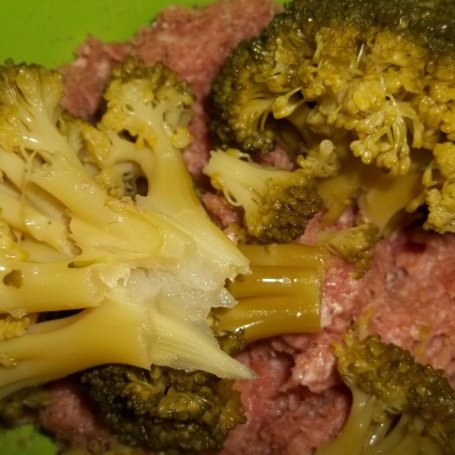 Krok 2 - Kotlety brokułowe z mięsem mielonym foto