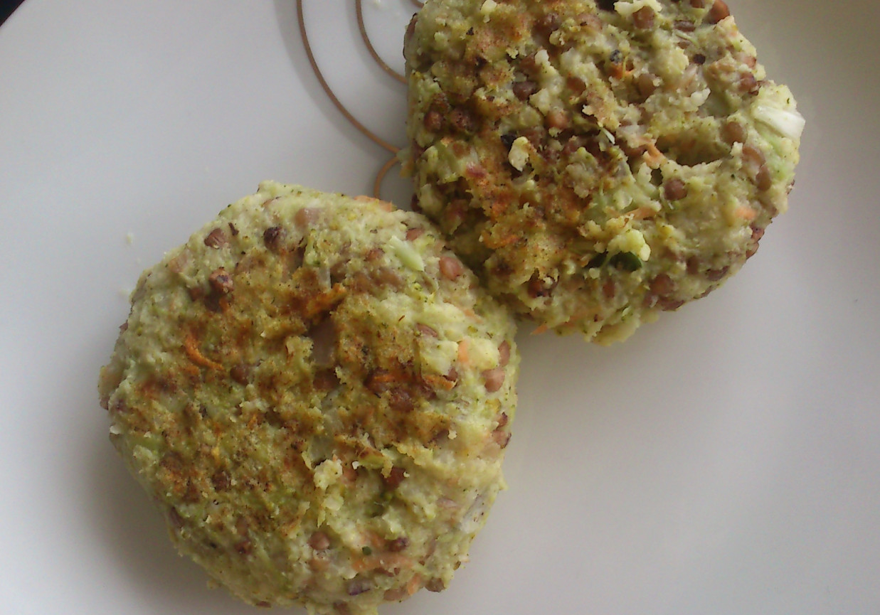 Kotlety brokułowo - grycznao - jaglane foto