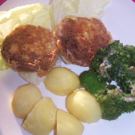 Krok 6 - Kotlety jajeczne nieco wzbogacone, czyli z dodatkiem mozzarelli! foto