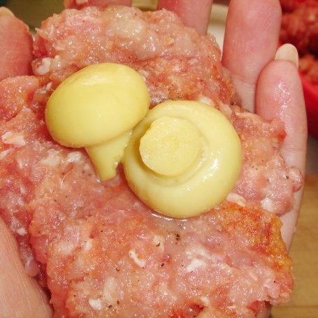 Krok 2 - Kotlety mielone drobiowo-wieprzowe z pieczarkami marynowanymi foto