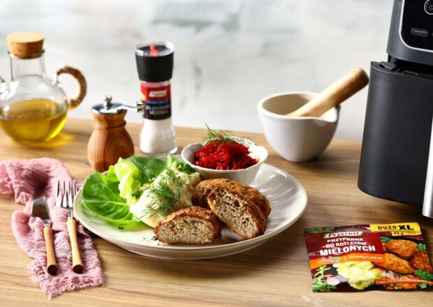 Fotografia przedstawiająca Kotlety mielone z air fryera