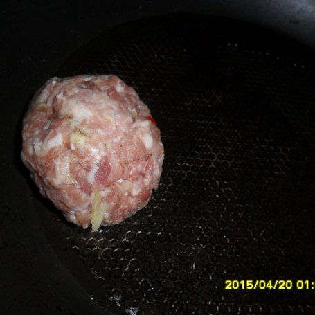 Krok 4 - Kotlety mielone z jajkiem foto